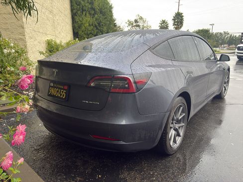 Used 2021 Tesla Model 3 Long Range image 5