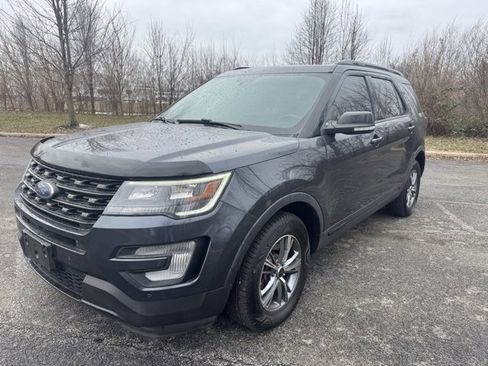 Used 2017 Ford Explorer Sport w/ Equipment Group 401A image 9
