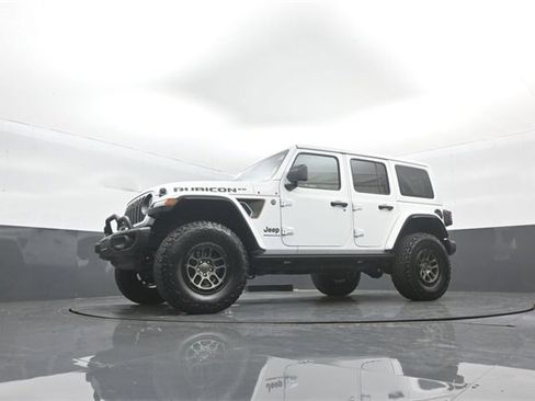 Used 2023 Jeep Wrangler Unlimited Rubicon 392 image 28