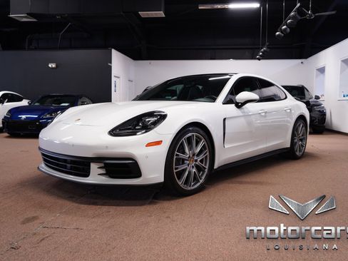 Used 2018 Porsche Panamera image 3