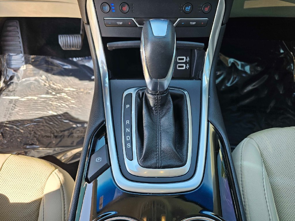 Used 2017 Ford Edge Titanium w/ Equipment Group 301A FWD image 27