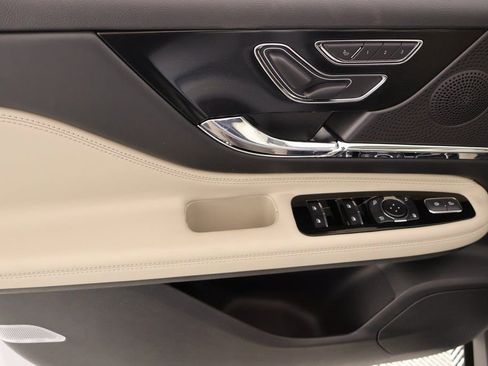 New 2026 Lincoln Corsair Grand Touring AWD/4WD image 16