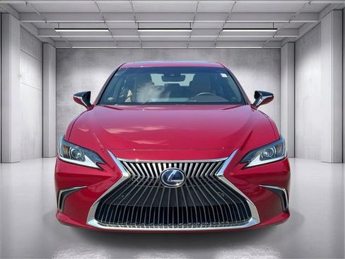 Used 2020 Lexus ES 300h w/ Premium Package FWD image 8