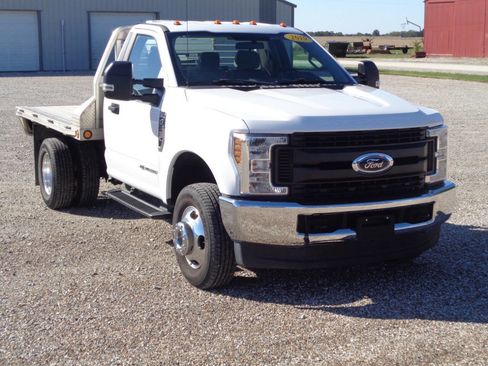 Used 2019 Ford F350 XL w/ XL Value Package image 2