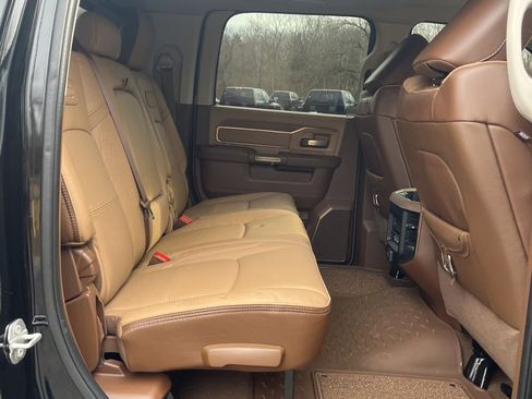 Used 2024 RAM 3500 Limited w/ Safety Group image 18