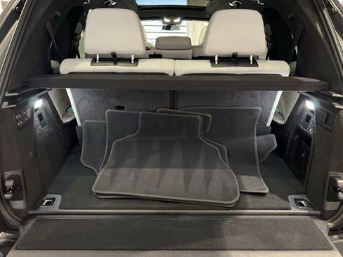 Used 2023 BMW X7 xDrive40i w/ Premium Package image 45