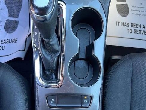 Used 2017 Chevrolet Cruze LT w/ Convenience Package image 26