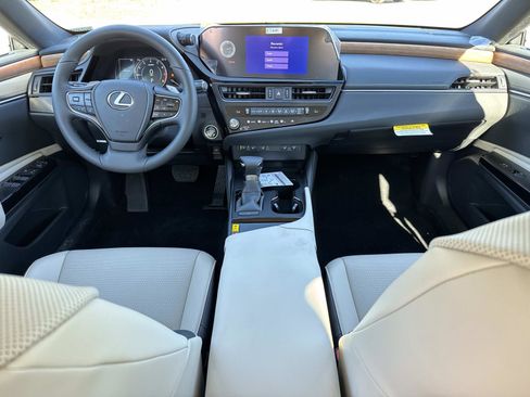 New 2025 Lexus ES 350 w/ Premium Package image 14