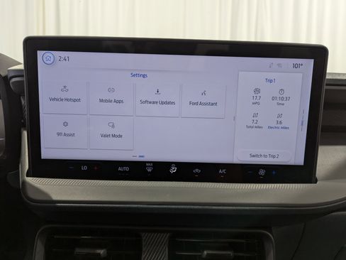 Used 2025 Ford Maverick XL image 19