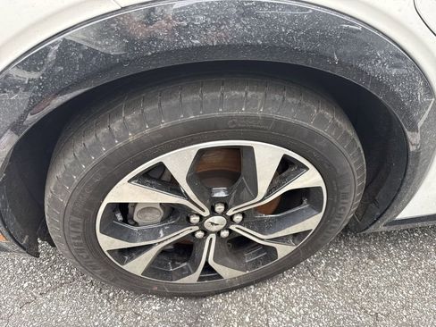 Used 2023 Ford Mustang Mach-E Premium image 10