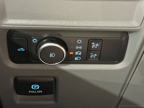 Used 2021 Ford F150 XLT AWD/4WD image 35