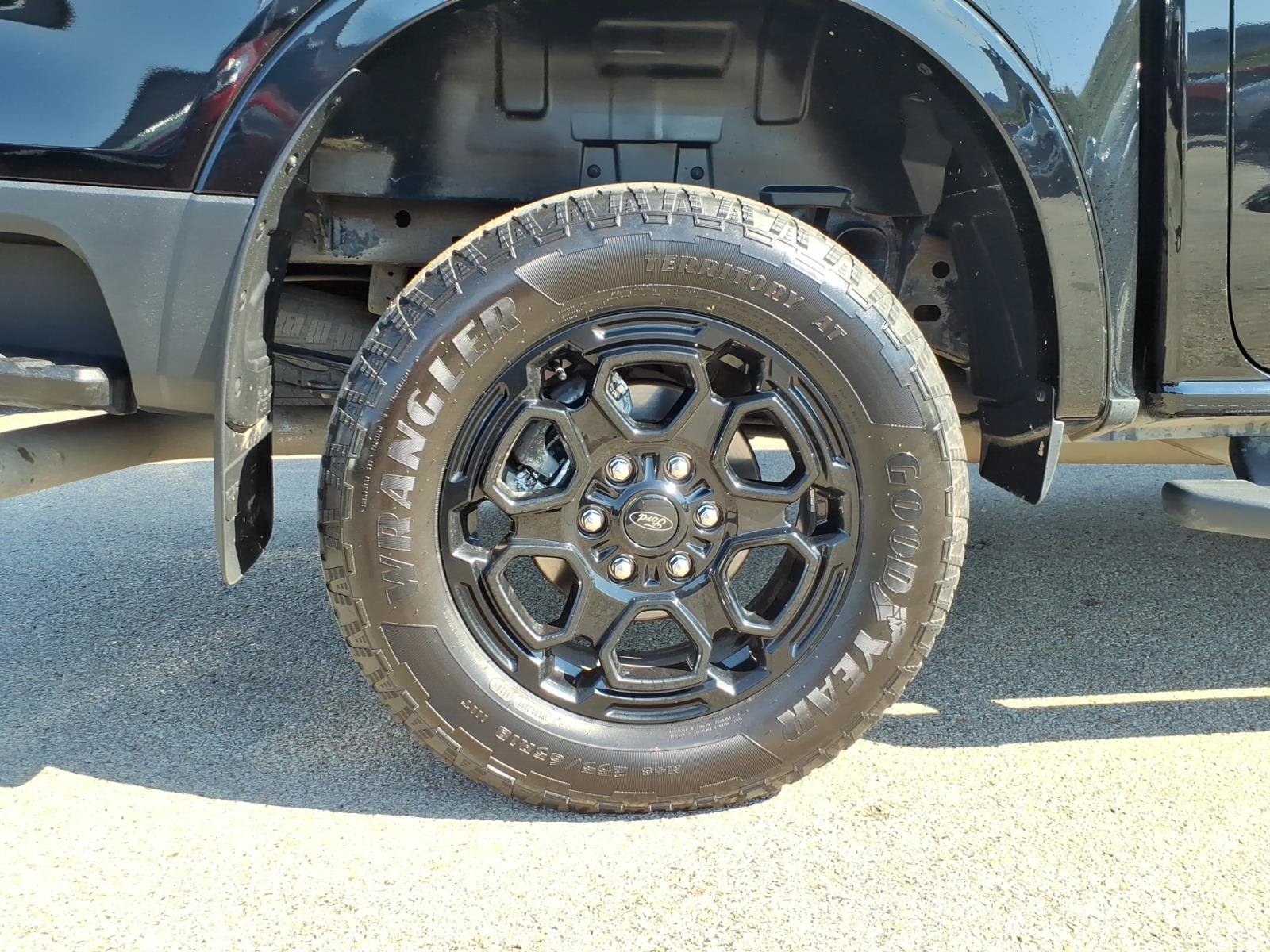 Used 2025 Ford Ranger XLT w/ FX4 Off-Road Package AWD/4WD image 8