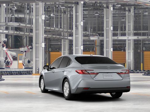 New 2026 Toyota Camry LE FWD image 7