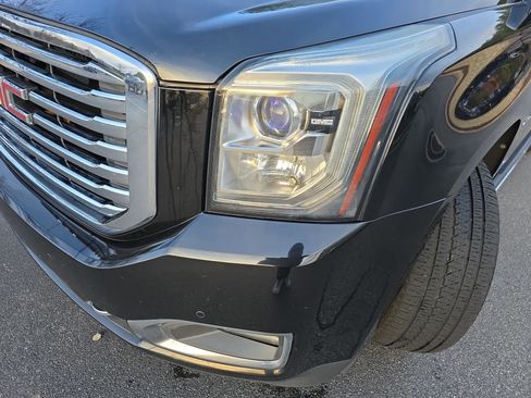 Used 2016 GMC Yukon SLT w/ HD Trailering Package image 33