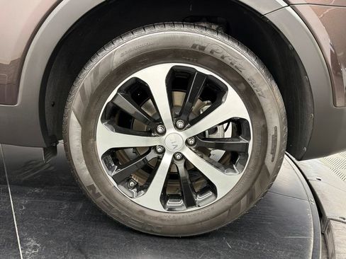 Used 2017 Kia Sorento EX w/ EX V6 Premium Package FWD image 17