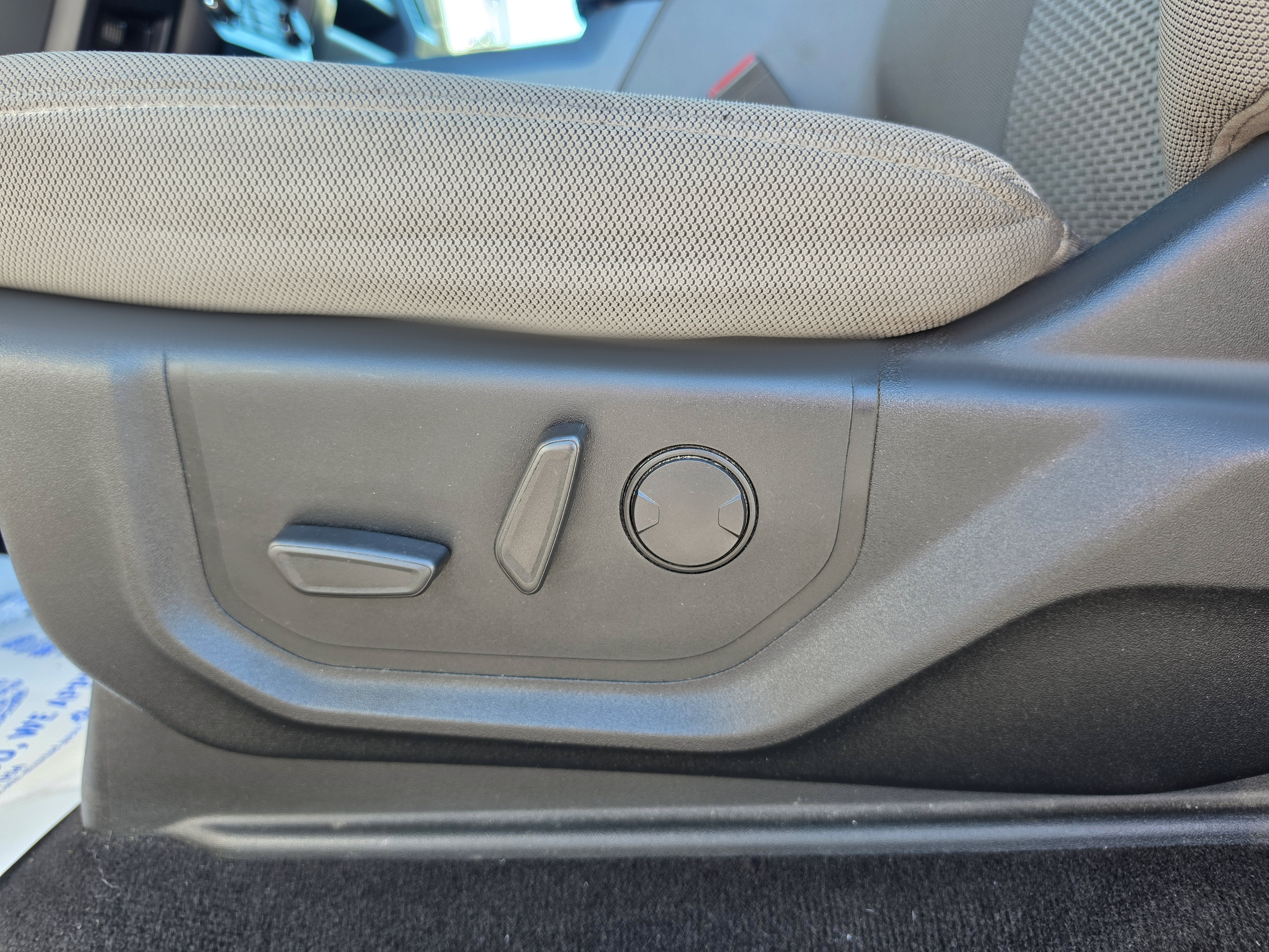 Used 2019 Ford F150 XLT w/ Equipment Group 302A Luxury AWD/4WD image 13