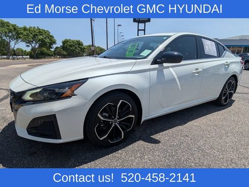 Used 2023 Nissan Altima 2.5 SR w/ SR Premium Package FWD image 1