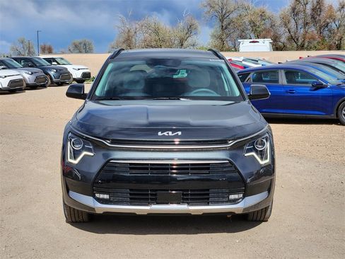 New 2025 Kia Niro EX Touring image 5