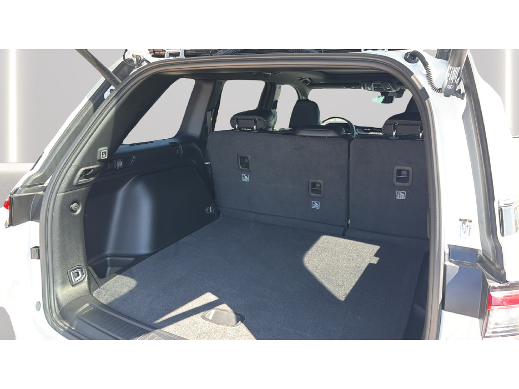 New 2027 Jeep Grand Cherokee Limited AWD/4WD image 32