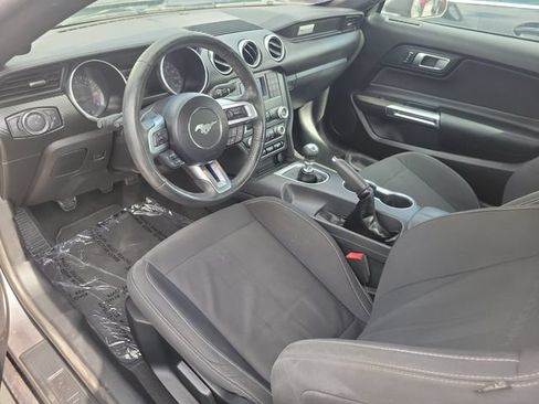 Certified 2022 Ford Mustang Coupe RWD image 11
