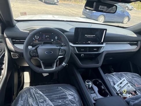 New 2026 Ford Explorer ST-Line image 7