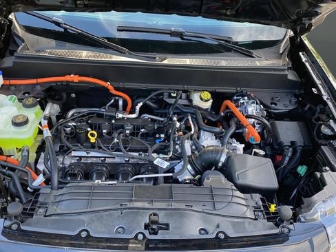 New 2026 Ford Maverick XLT w/ Equipment Group 301A AWD/4WD image 24