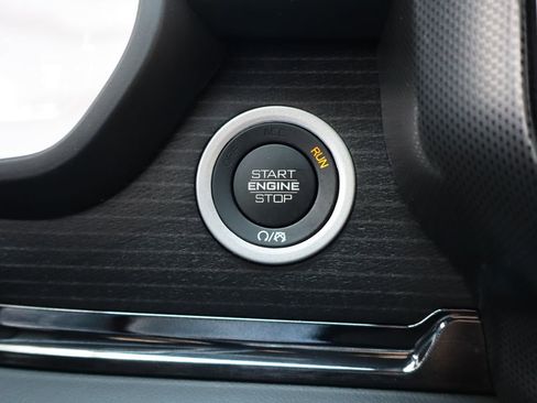 Used 2024 RAM 1500 Limited AWD/4WD image 16