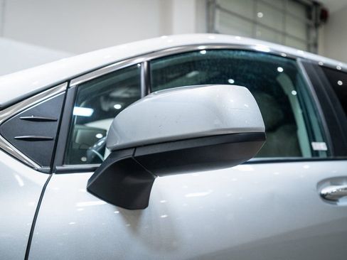 Used 2024 Toyota Sienna XLE image 12