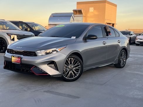 Certified 2024 Kia Forte GT-Line image 2