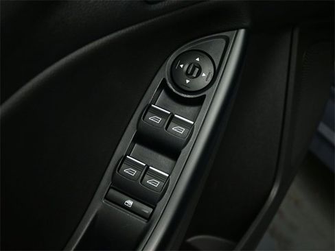 Used 2016 Ford Focus RS image 19