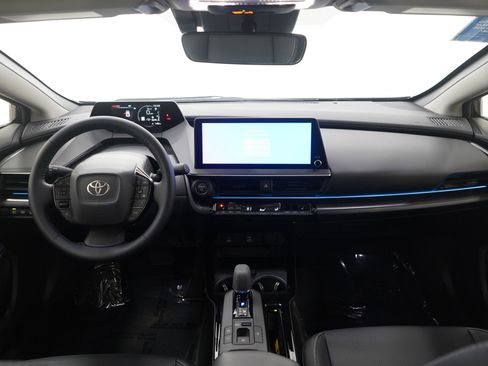 Used 2025 Toyota Prius AWD image 14