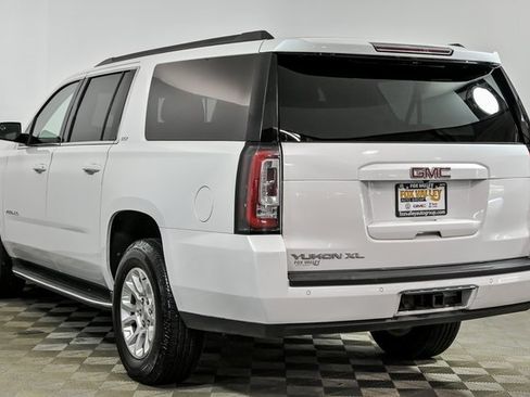 Used 2019 GMC Yukon XL SLT w/ Open Road Package image 5