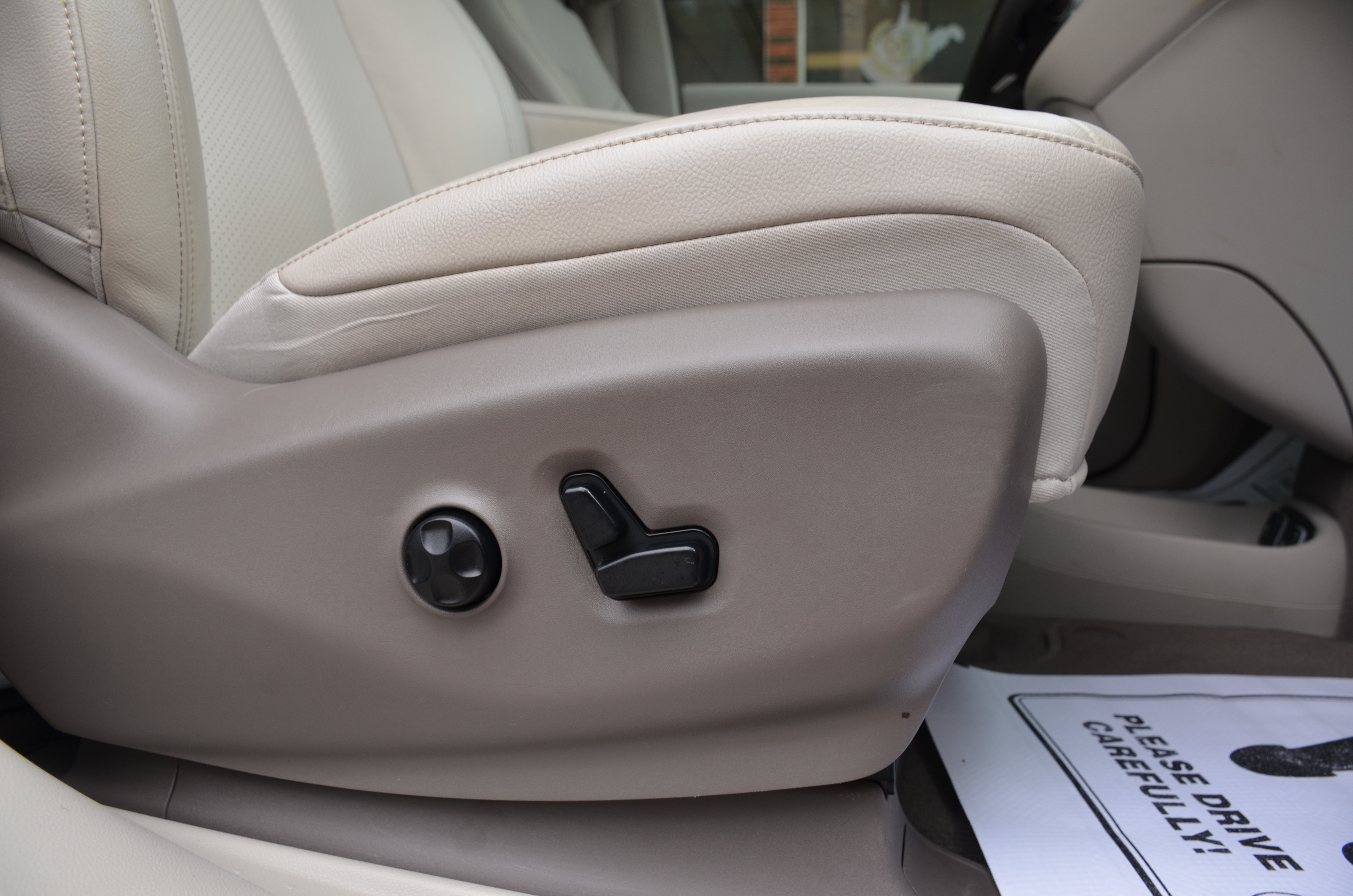Used 2020 Chrysler Pacifica Touring-L Plus FWD image 29