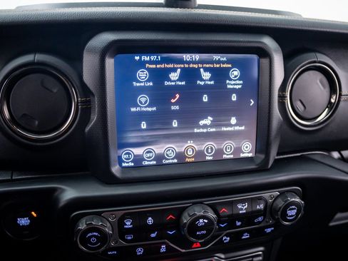 Used 2021 Jeep Wrangler Unlimited Sahara AWD/4WD image 29