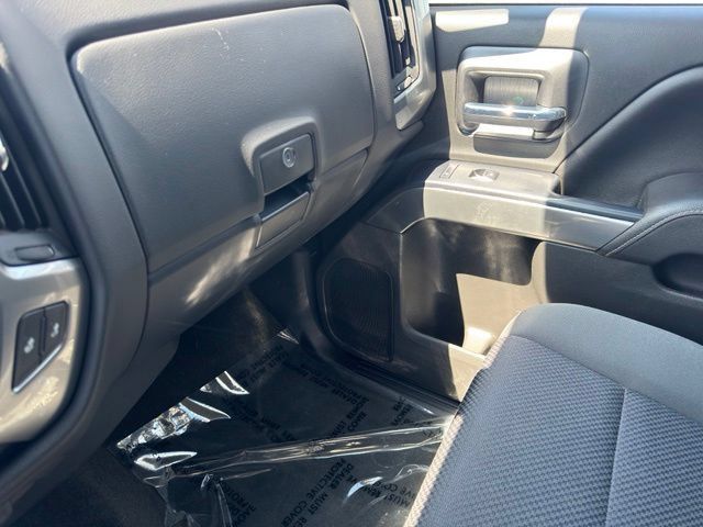 Used 2017 Chevrolet Silverado 1500 LT w/ All Star Edition AWD/4WD image 22