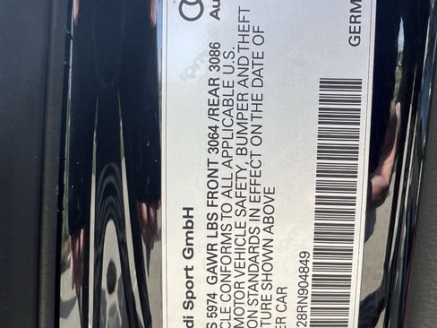 Used 2024 Audi RS 7 Performance image 37