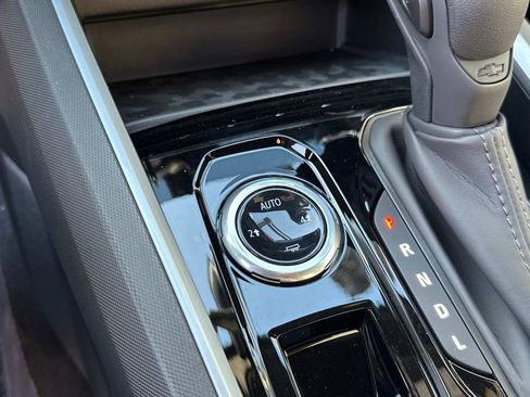 New 2025 Chevrolet Colorado W/T image 24