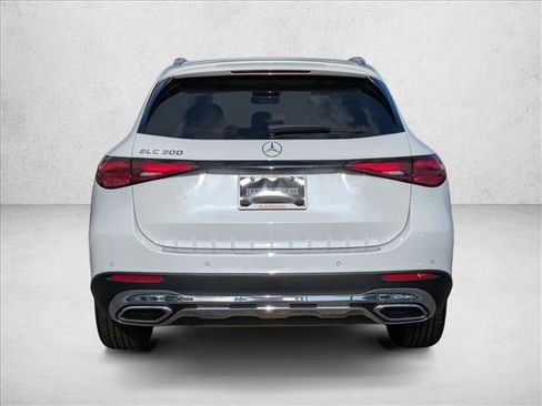 New 2026 Mercedes-Benz GLC 300 image 8