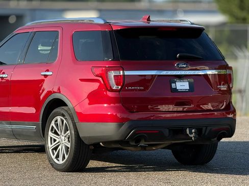 Used 2016 Ford Explorer Limited FWD image 16