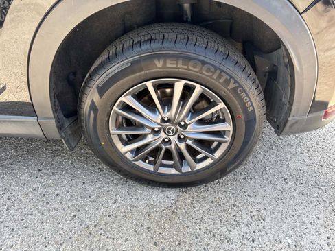 Used 2021 MAZDA CX-5 Touring image 8