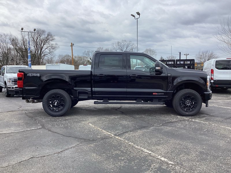 New 2026 Ford F250 Lariat w/ Black Appearance Package AWD/4WD image 11