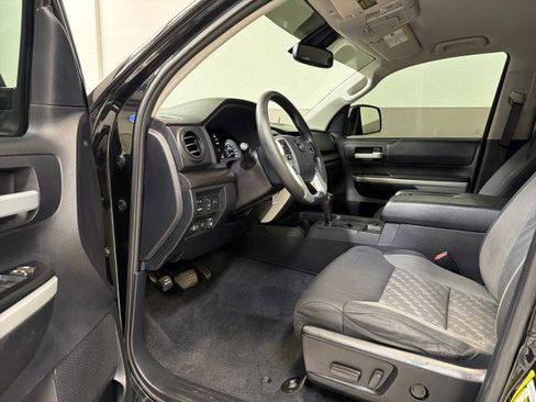 Used 2019 Toyota Tundra SR5 w/ SR5 Upgrade Package image 12