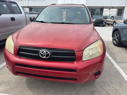 Used 2008 Toyota RAV4 4WD image 2