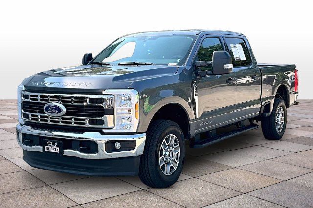 Used 2025 Ford F250 XLT AWD/4WD image 13