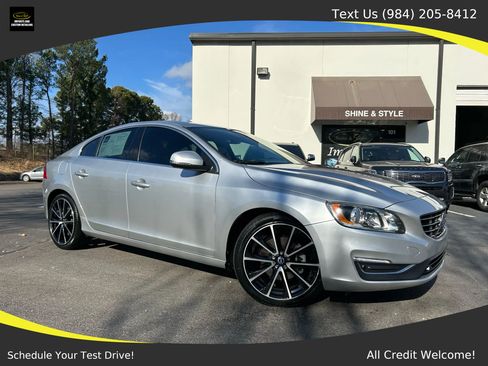 Used 2016 Volvo S60 T5 Premier w/ Convenience Package image 1