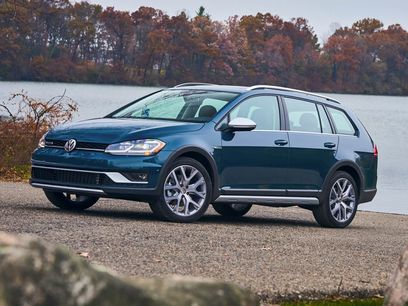 Used 2019 Volkswagen Golf Alltrack S