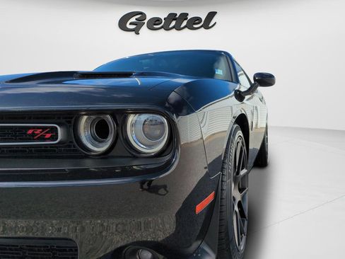 Used 2018 Dodge Challenger R/T Scat Pack w/ Leather Interior Group RWD image 23