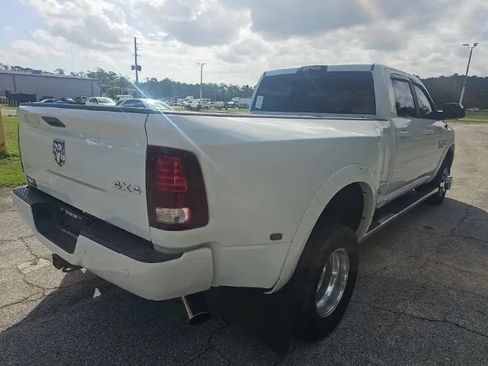 Used 2018 RAM 3500 Laramie w/ Sport Appearance Group AWD/4WD image 4