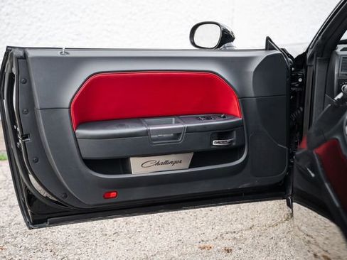 Used 2013 Dodge Challenger R/T Plus image 57