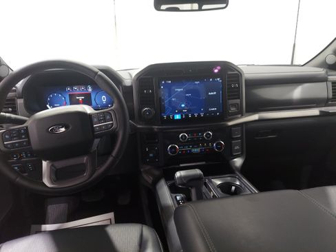 Used 2025 Ford F150 Lariat AWD/4WD image 10